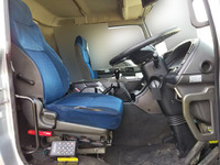 いすゞギガアルミウイング大型（10t）[写真26]