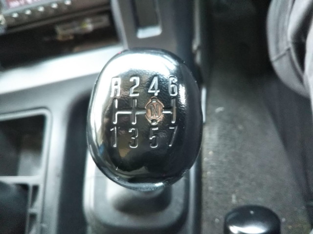 いすゞギガアルミウイング大型（10t）[写真31]