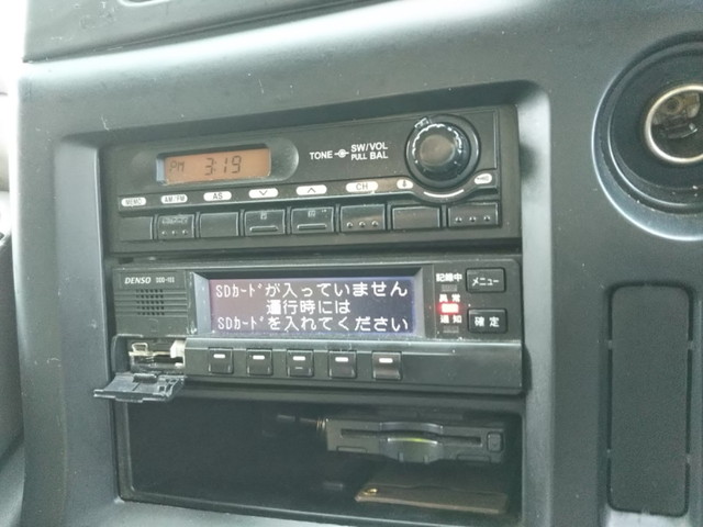 いすゞギガアルミウイング大型（10t）[写真32]