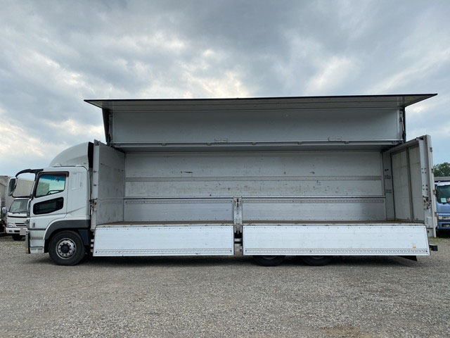 三菱ふそうスーパーグレートパネルウイング大型（10t）[写真06]