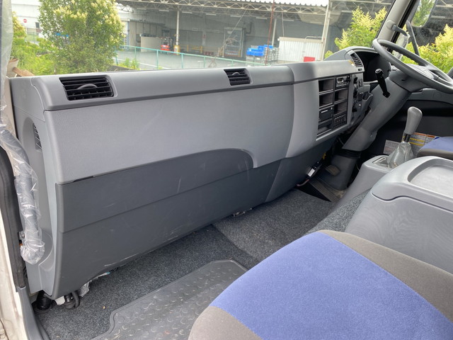 三菱ふそうファイタークレーン4段増トン（6t・8t）[写真30]