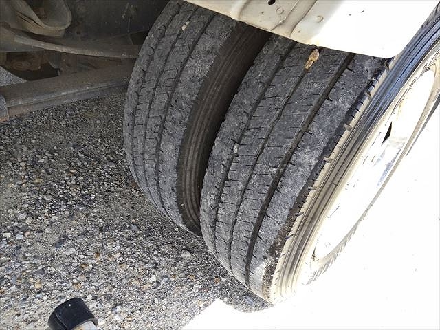 いすゞエルフパネルバン小型（2t・3t）[写真13]