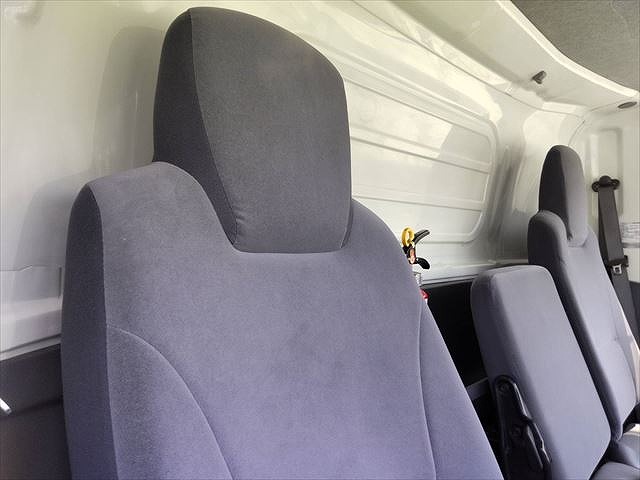 いすゞエルフパネルバン小型（2t・3t）[写真23]