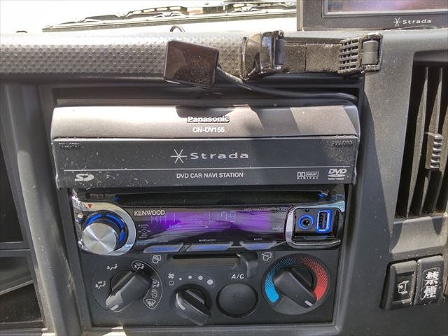 いすゞエルフパネルバン小型（2t・3t）[写真29]