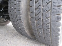 いすゞエルフセルフクレーン3段小型（2t・3t）[写真30]