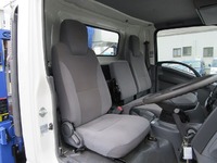 いすゞエルフセルフクレーン3段小型（2t・3t）[写真32]