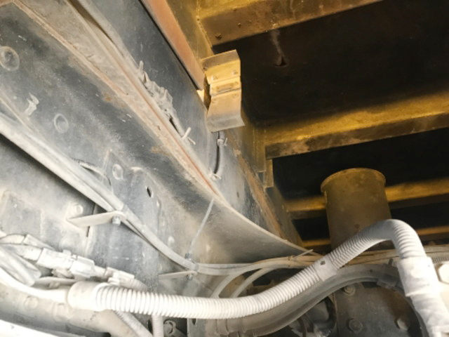 三菱ふそうスーパーグレート深ダンプ（土砂禁ダンプ）大型（10t）[写真18]