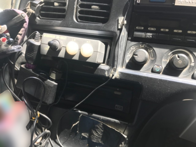 三菱ふそうスーパーグレート深ダンプ（土砂禁ダンプ）大型（10t）[写真31]