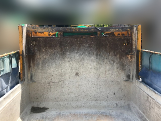 三菱ふそうスーパーグレート深ダンプ（土砂禁ダンプ）大型（10t）[写真06]