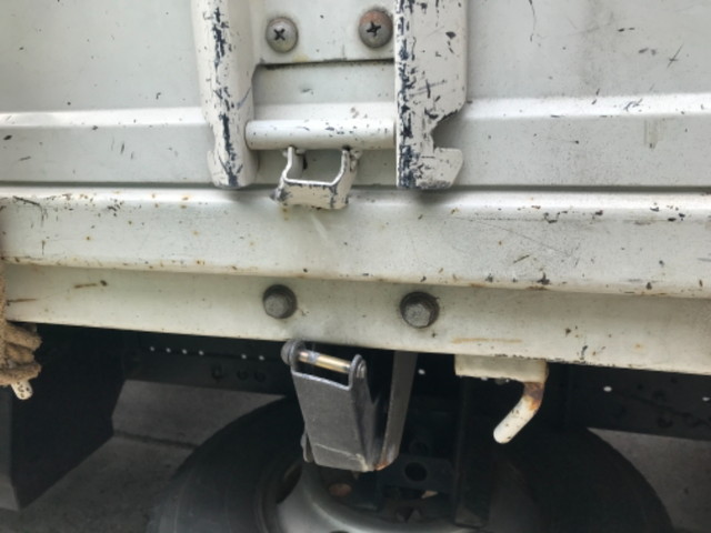 いすゞエルフユニック5段小型（2t・3t）[写真12]