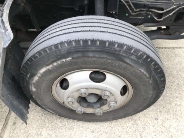 いすゞエルフユニック5段小型（2t・3t）[写真14]