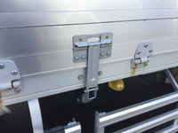 いすゞフォワードアルミウイング増トン（6t・8t）[写真15]