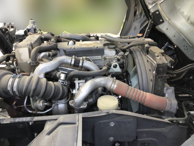 いすゞフォワードアルミウイング増トン（6t・8t）[写真23]