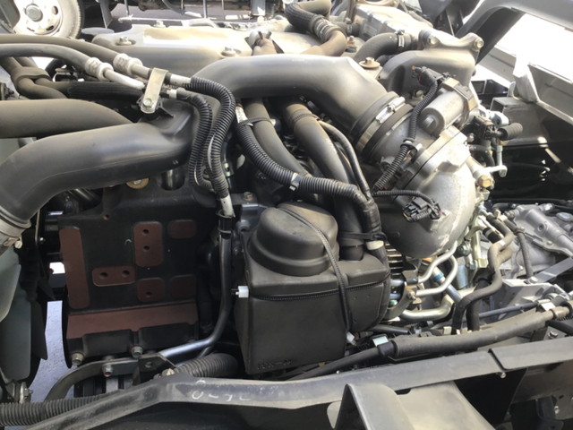 いすゞフォワードアルミウイング増トン（6t・8t）[写真24]