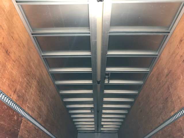 日野プロフィアアルミウイング大型（10t）[写真11]