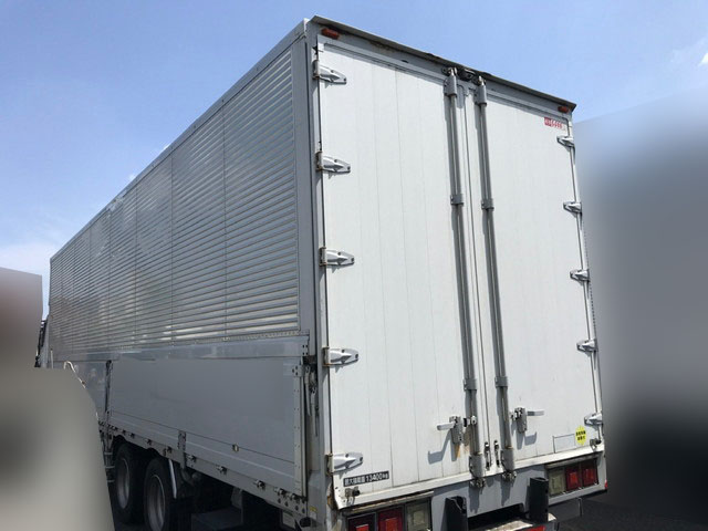 日野プロフィアアルミウイング大型（10t）[写真02]