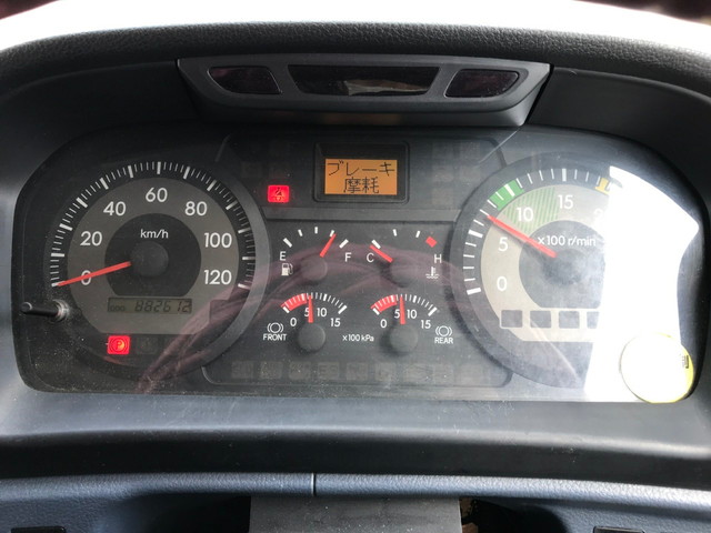 日野プロフィアアルミウイング大型（10t）[写真31]