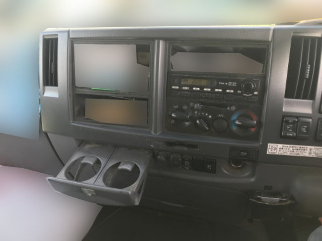 いすゞフォワードパッカー車（塵芥車）中型（4t）[写真35]