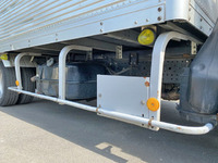 いすゞエルフアルミバン小型（2t・3t）[写真16]