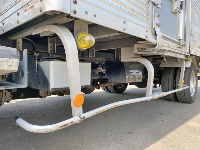 いすゞエルフアルミバン小型（2t・3t）[写真17]