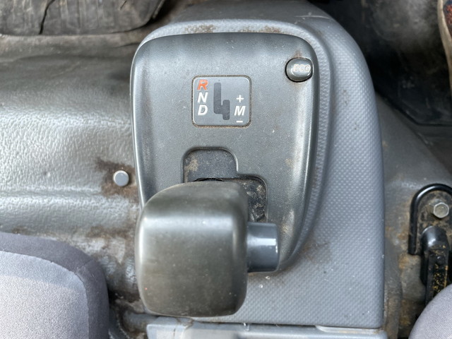 いすゞエルフアルミバン小型（2t・3t）[写真36]