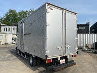 いすゞエルフアルミバン小型（2t・3t）[写真04]