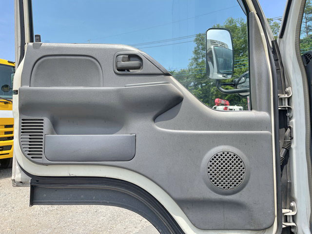 マツダタイタン冷凍車（冷蔵車）小型（2t・3t）[写真29]