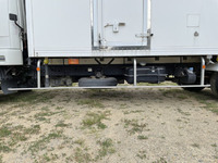 三菱ふそうファイター冷凍車（冷蔵車）中型（4t）[写真23]