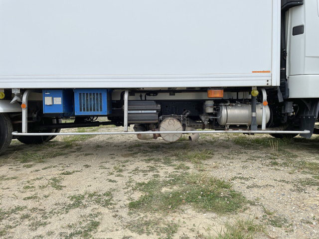 三菱ふそうファイター冷凍車（冷蔵車）中型（4t）[写真24]