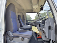 三菱ふそうファイター冷凍車（冷蔵車）中型（4t）[写真36]