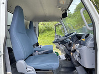 三菱ふそうキャンター冷凍車（冷蔵車）小型（2t・3t）[写真32]