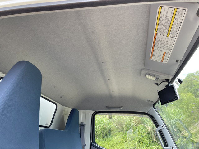 三菱ふそうキャンター冷凍車（冷蔵車）小型（2t・3t）[写真34]