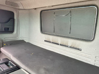 いすゞギガアルミウイング大型（10t）[写真32]