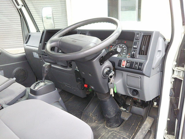 いすゞエルフクレーン付小型（2t・3t）[写真30]