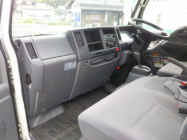 いすゞエルフクレーン付小型（2t・3t）[写真32]