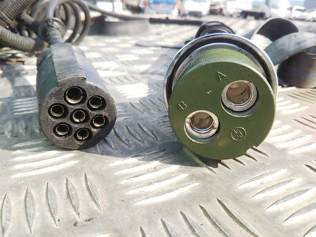 いすゞギガトレーラーヘッド（トラクターヘッド）大型（10t）[写真13]