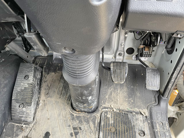 日野レンジャーユニック4段中型（4t）[写真38]