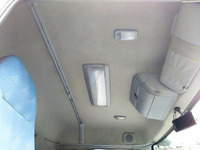 UDトラックスクオンアルミウイング大型（10t）[写真35]