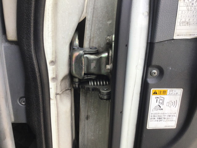 三菱ふそうファイター冷凍車（冷蔵車）中型（4t）[写真30]