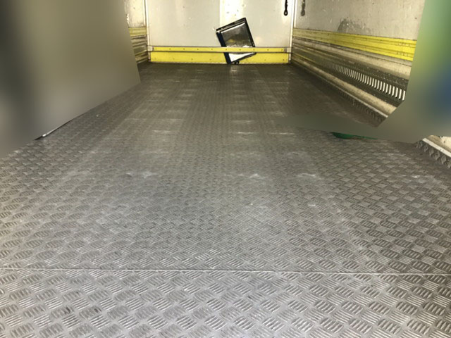 三菱ふそうファイター冷凍車（冷蔵車）中型（4t）[写真06]