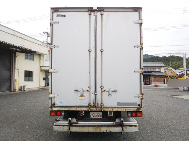 三菱ふそうキャンターアルミバン小型（2t・3t）[写真10]