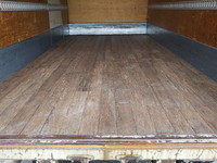 三菱ふそうキャンターアルミバン小型（2t・3t）[写真15]