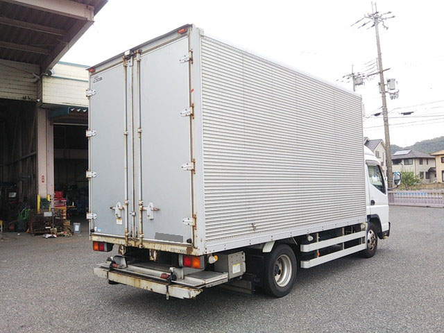 三菱ふそうキャンターアルミバン小型（2t・3t）[写真02]