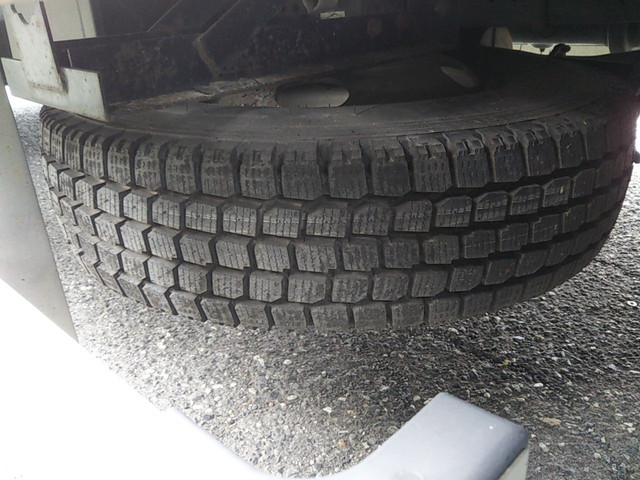 三菱ふそうキャンターアルミバン小型（2t・3t）[写真24]