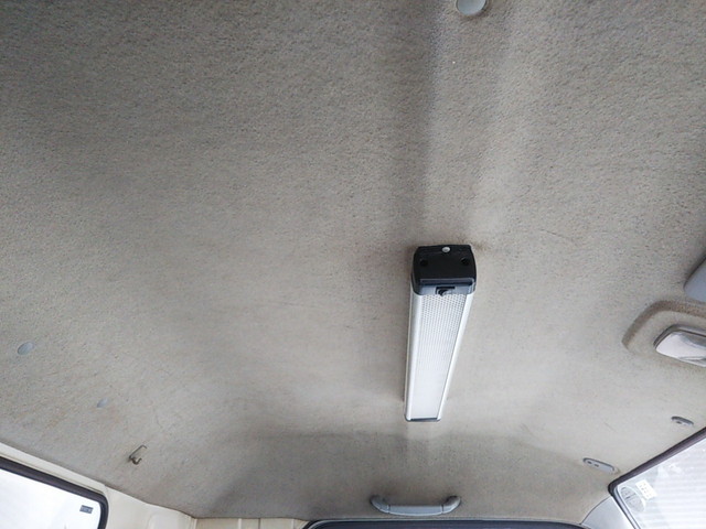 三菱ふそうキャンターアルミバン小型（2t・3t）[写真32]