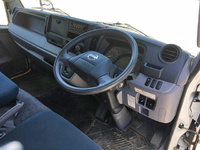 日産アトラスアルミバン小型（2t・3t）[写真35]