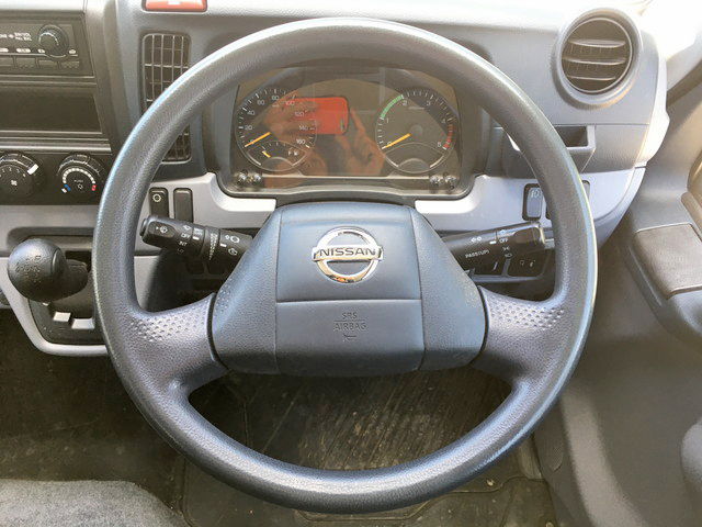 日産アトラスアルミバン小型（2t・3t）[写真36]