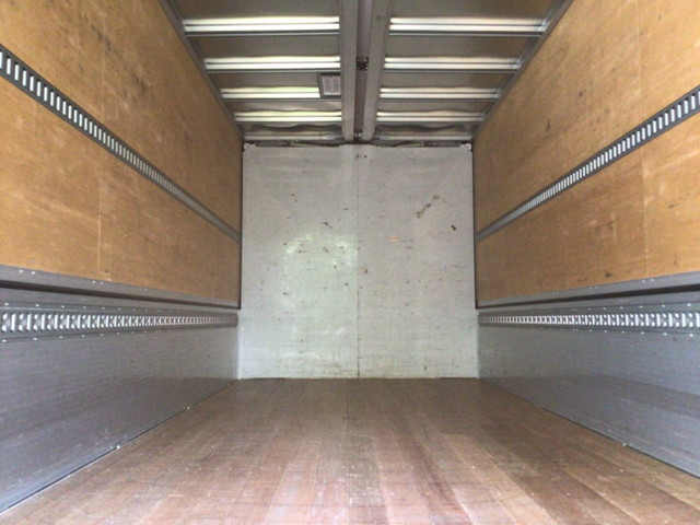 日野レンジャーアルミウイング中型（4t）[写真13]