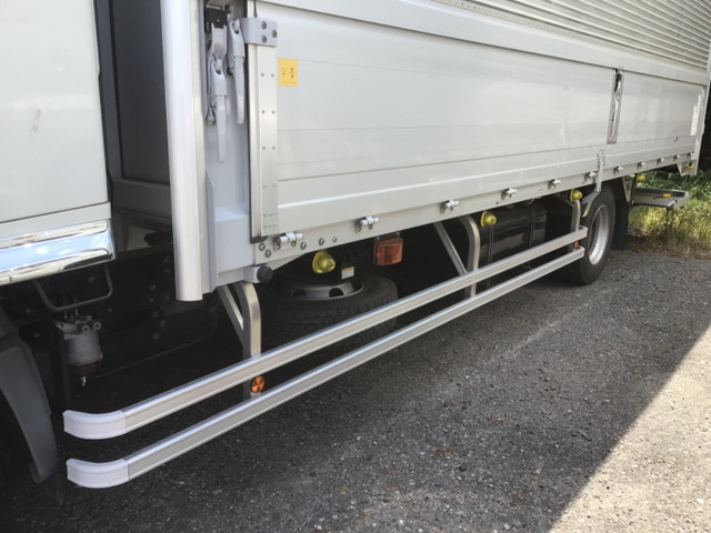 日野レンジャーアルミウイング中型（4t）[写真19]