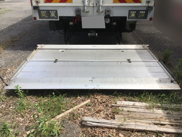 日野プロフィアアルミウイング大型（10t）[写真10]